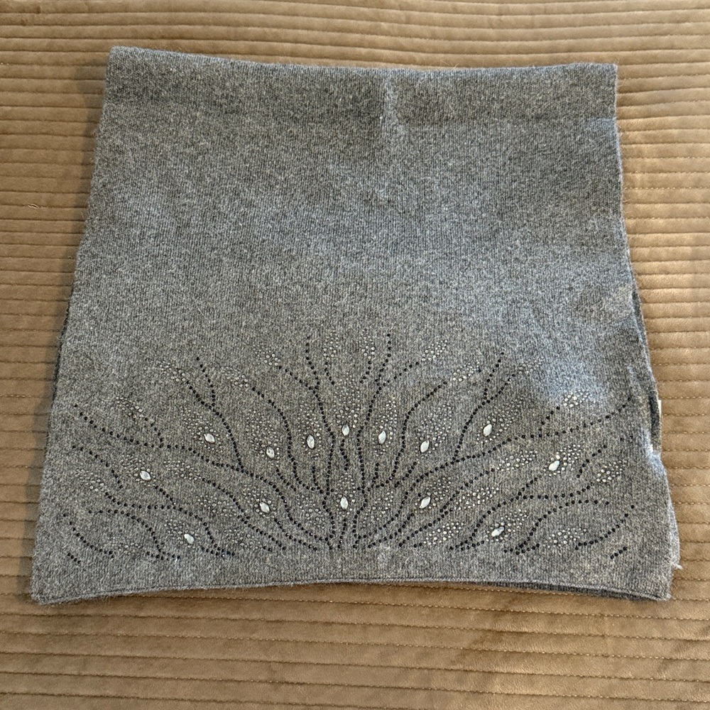 Alex Max Firenze Gray Crystal Scarf Wrap